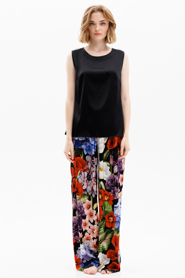 Silk Sleeveless Blouse in Black