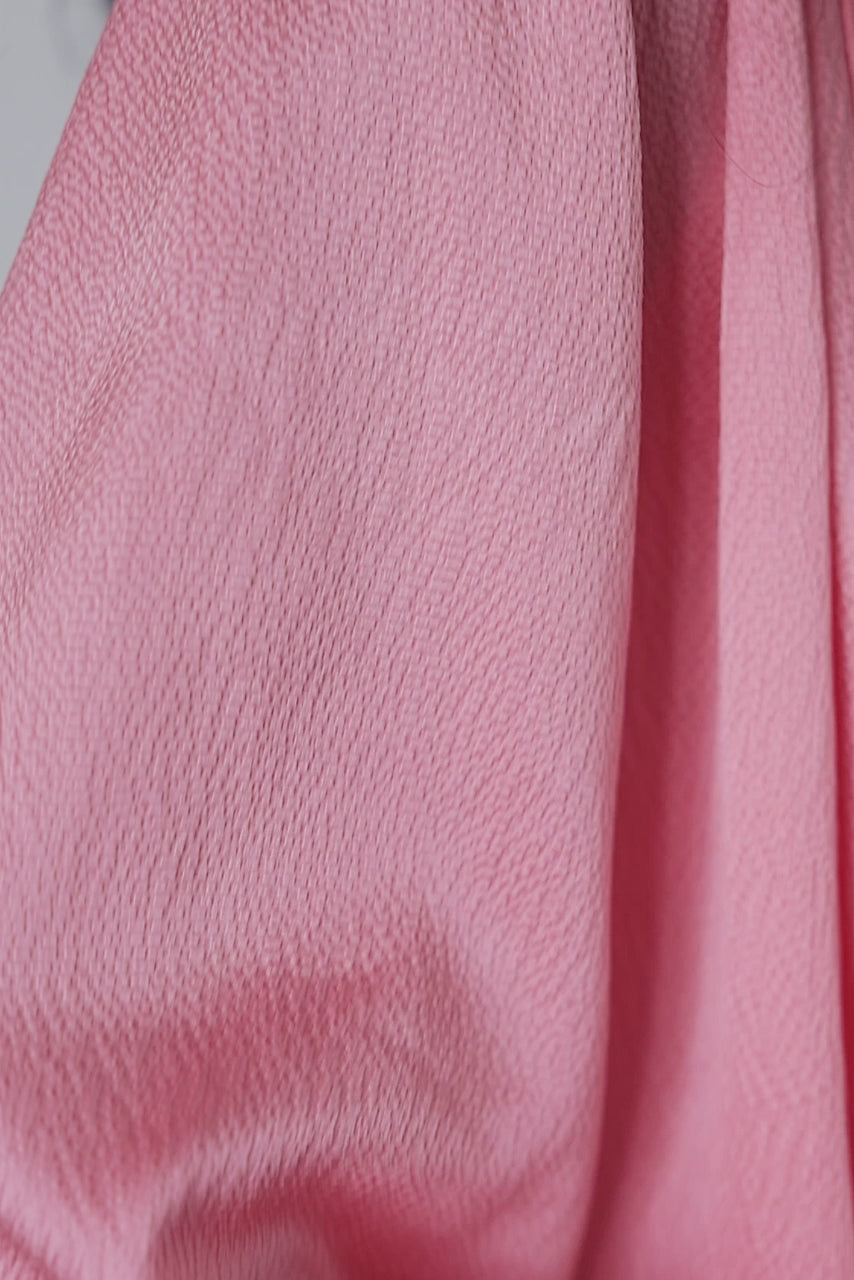 Bubble Silk Short Robe in Pink