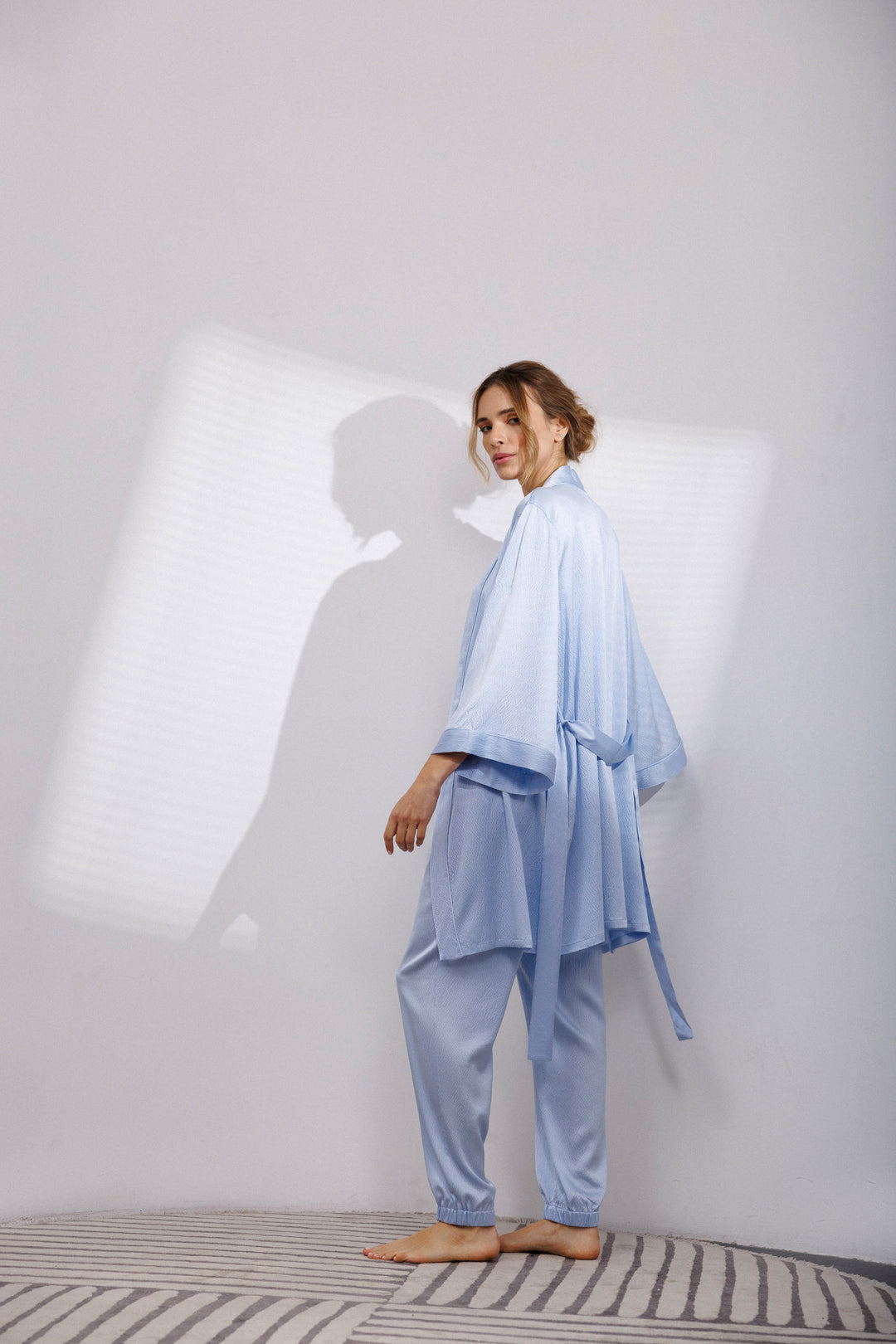Short Blue Robe Bubble Silk Short Robe in Sky Blue – VIMISSIA